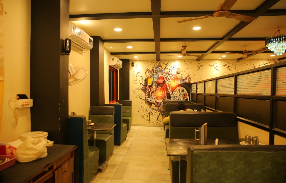 Hotel LK Inn Gallery